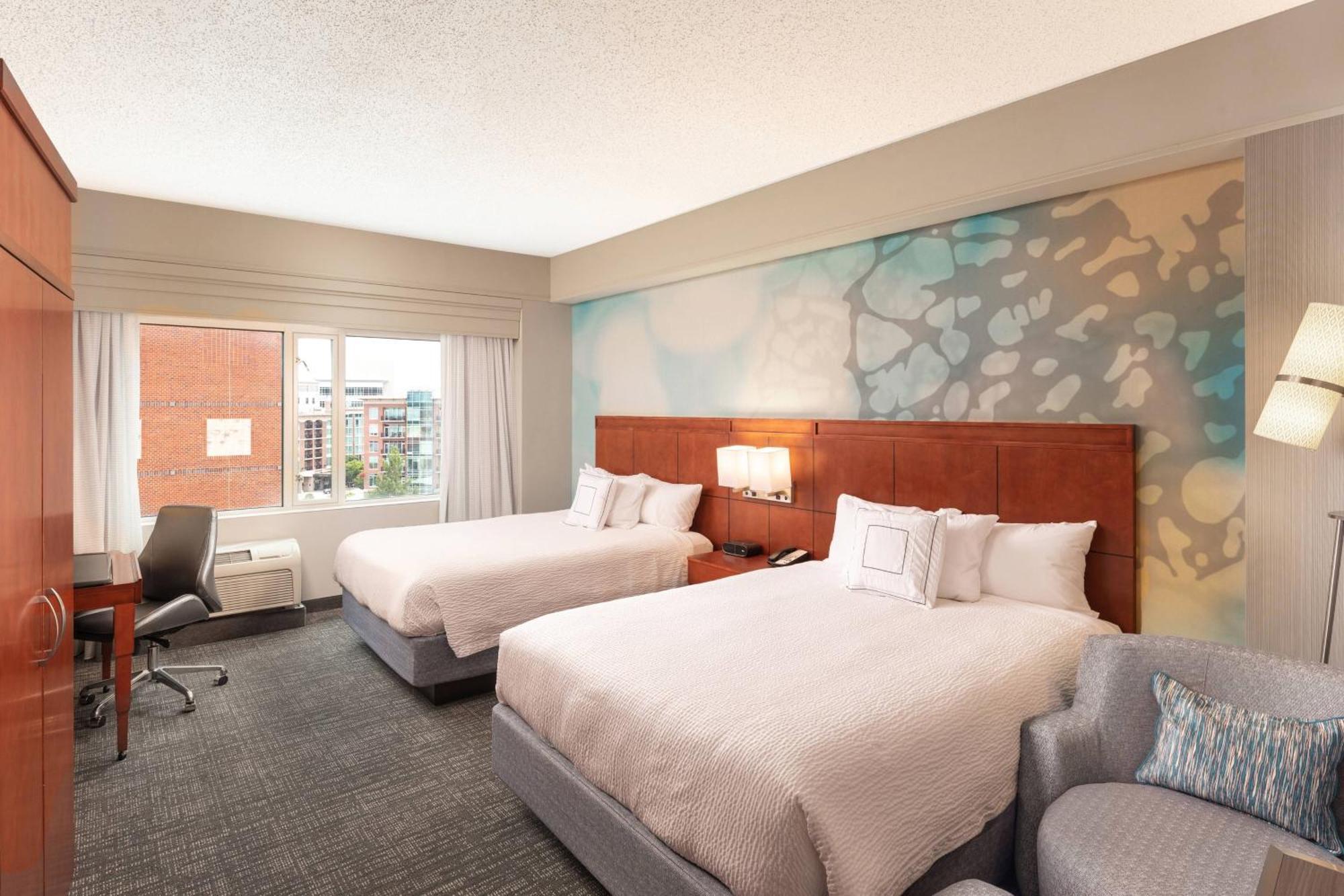Courtyard By Marriott Downtown Hotel Greenville